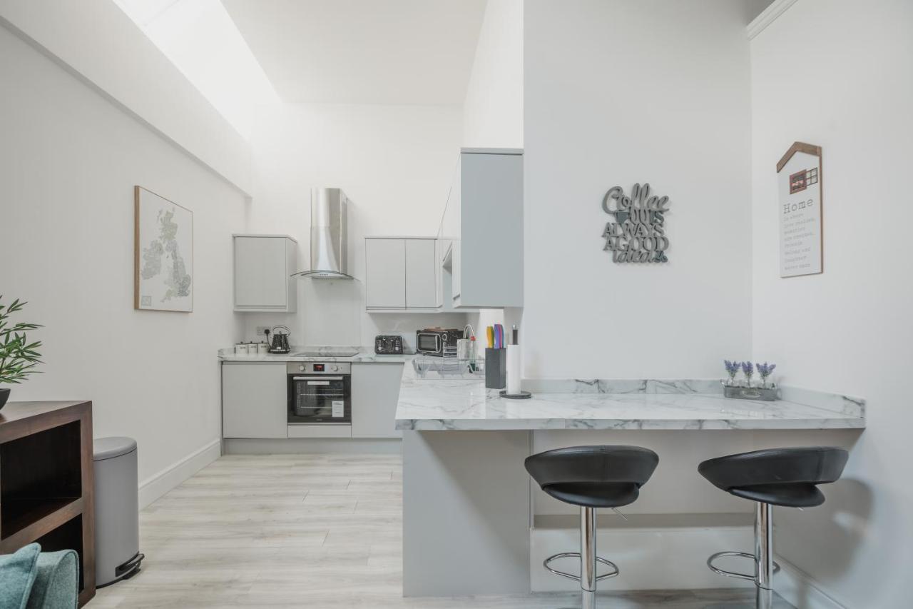 Hullidays-Theatre Hideout Apartment Kingston upon Hull Esterno foto